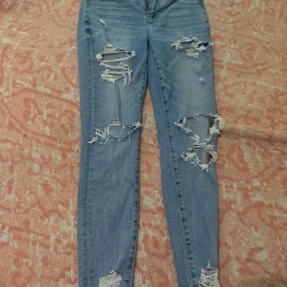 American eagle Distressed Blue Women's Jeans